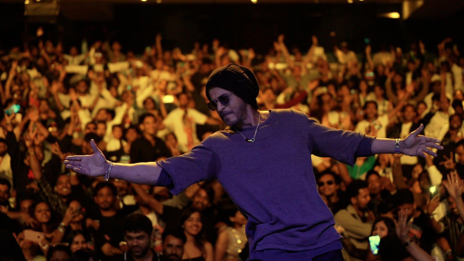 রোমান্সের রাজা থেকে টাইমলেস ট্রেন্ডসেটার শাহরুখ খান