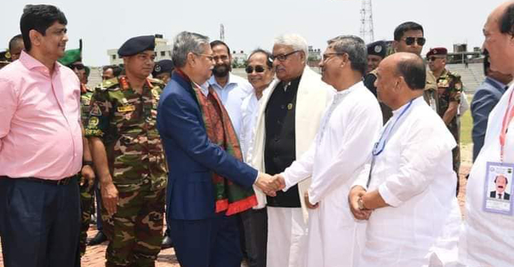 President arrives in Pabna on 4-day visit