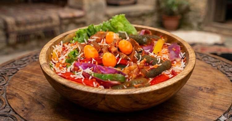 ঘরেই বানান শাহি রেশমি বিফ স্ট্রোগানফ বিরিয়ানি