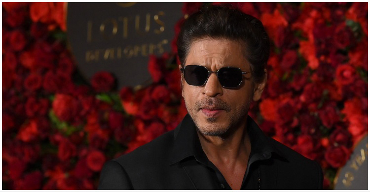 শিক্ষকের সঙ্গে শাহরুখের বেয়াদবি