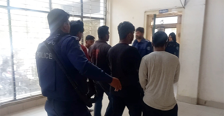 জাল ভোটসহ নানা অনিয়মের অভিযোগে ফেনীতে আটক ২২