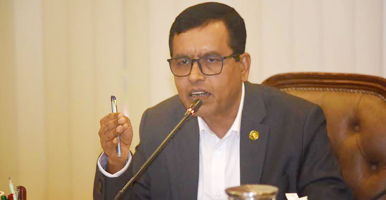 বৃষ্টির কারণে সড়ক মেরামত ব্যাহত হয়েছে: ডিএসসিসি প্রশাসক