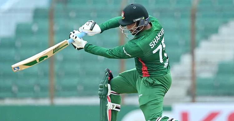 আশা জাগিয়ে ফিরলেন সাকিব