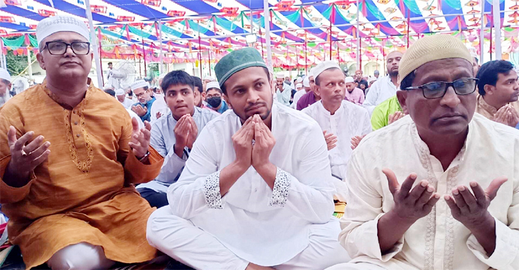 সাকিব-তামিমরা কে কোথায় ঈদ করলেন