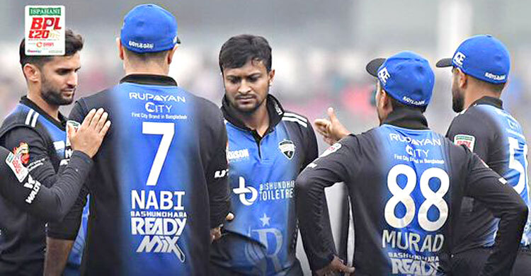 ব্যাটে-বলে দুর্দান্ত সাকিব, ঢাকাকে উড়িয়ে দিলো রংপুর