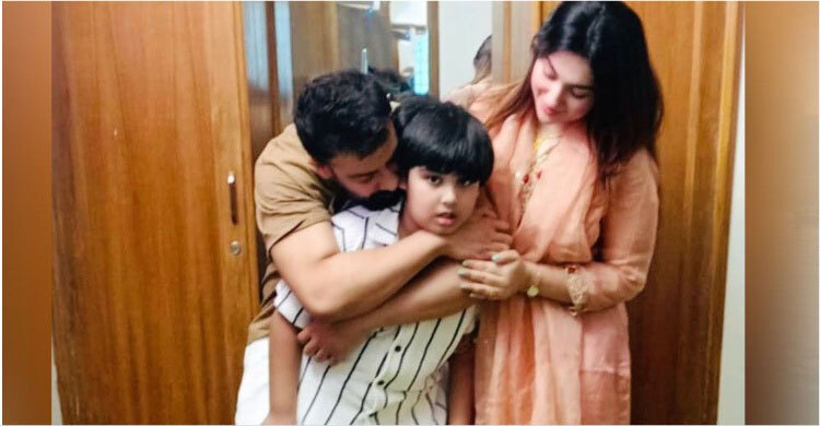 ছেলেকে ভর্তি করাতে সিঙ্গাপুরে যাচ্ছেন শাকিব-অপু