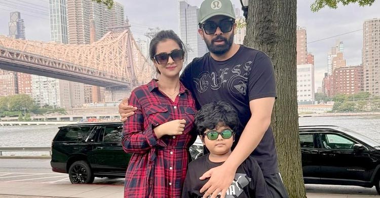 ছেলে বীর ও শাকিব খানকে নিয়ে খোলামেলা কথা বললেন বুবলী