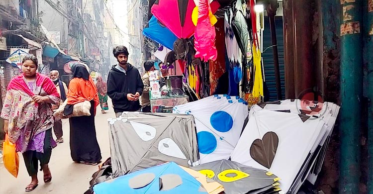 সম্প্রীতির মেলবন্ধন সাকরাইন উৎসবের অপেক্ষায় পুরান ঢাকা