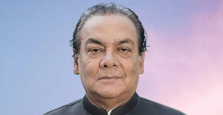 দুই নৌকায় পা দিয়ে নির্বাচন হয় না