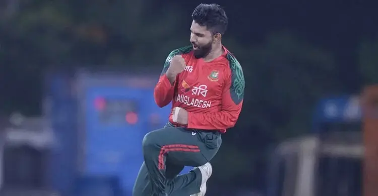 ‘ক্যাপ্টেন সবসময় বলে, কিন্তু সালাউদ্দিন স্যার বোলিং দেয় না’