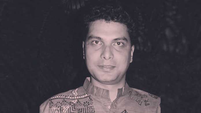 সুমনের জানাজায় তারকারা, যুক্তরাজ্য থেকে পরিবার ফিরলেই দাফন