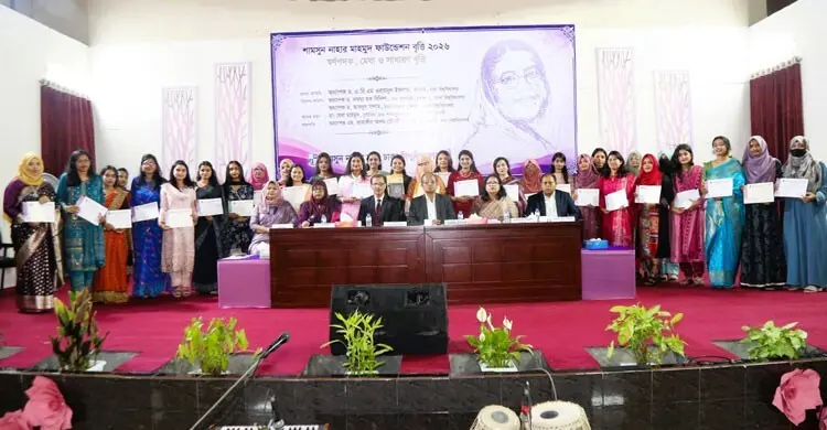 ঢাবির শামসুন নাহার হলের দুই শিক্ষার্থীর স্বর্ণপদক ও ৩১ জনের বৃত্তি লাভ