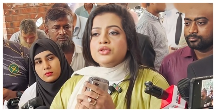 স্বামীর বিরুদ্ধে অভিযোগ তুলে নিলেন সানাই