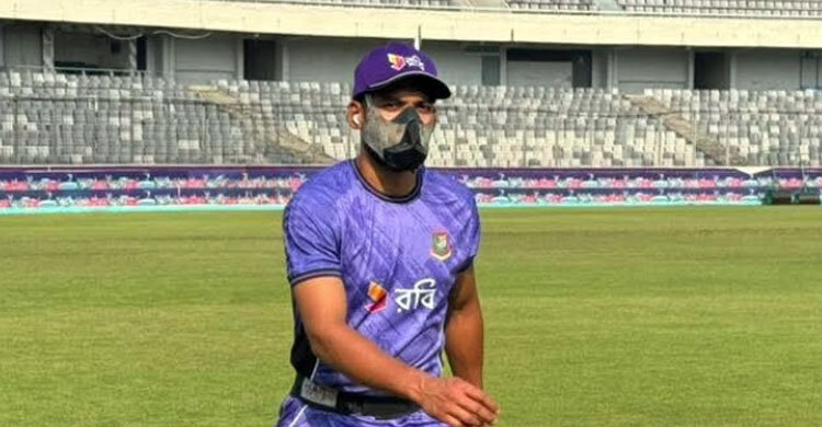 শান্তর মুখে বিশেষ মাস্কের রহস্য কী?