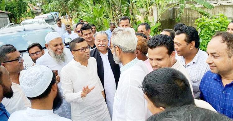 বিএনপি ক্ষমতায় আসার জন্য পেছনের দরজা খুঁজছে: এনামুল হক শামীম