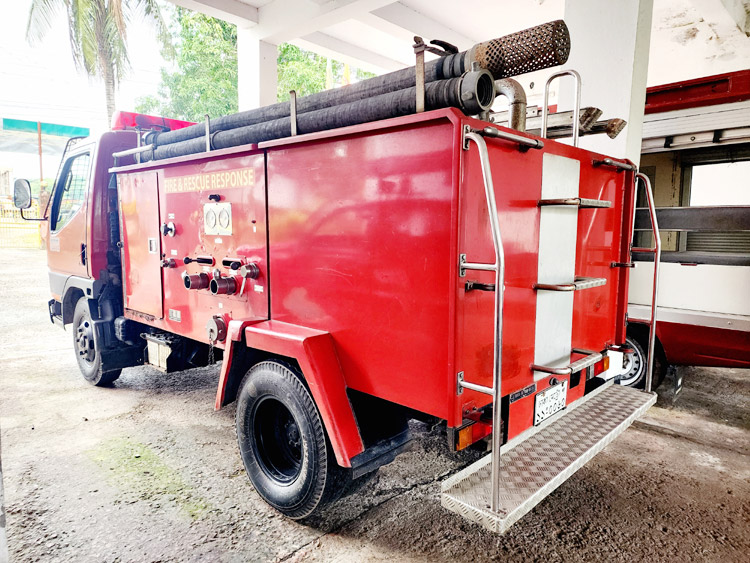 ডুবুরি আসে অন্য জেলা থেকে, ততক্ষণে সব শেষ