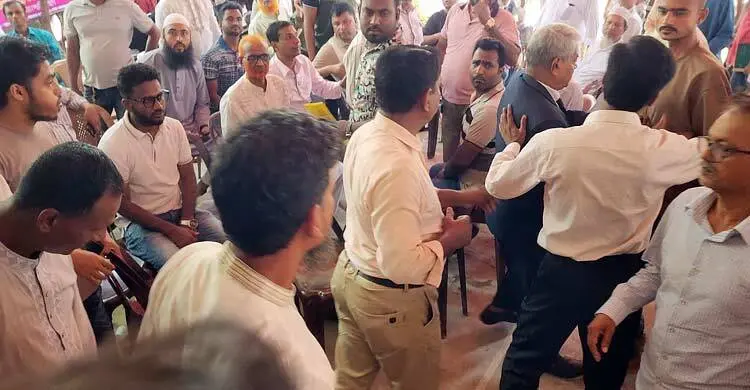 আইনজীবী সমিতির নির্বাচনে মনোনয়ন নিতে-জমা দিতে বিএনপিপন্থিদের বাধা