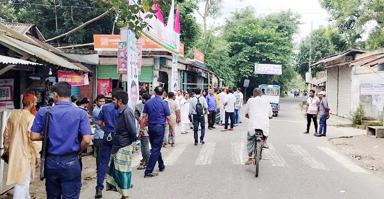 শরীয়তপুরে বিএনপির সমাবেশস্থলের পাশে ককটেল বিস্ফোরণ