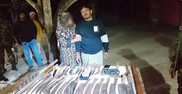 আ’লীগ থেকে বিএনপিতে যোগ দেওয়া সাবেক ইউপি চেয়ারম্যান বিপুল অস্ত্রসহ আটক