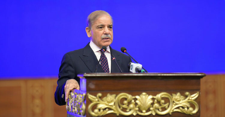 Pakistan PM vows to avenge deaths in Indian strikes