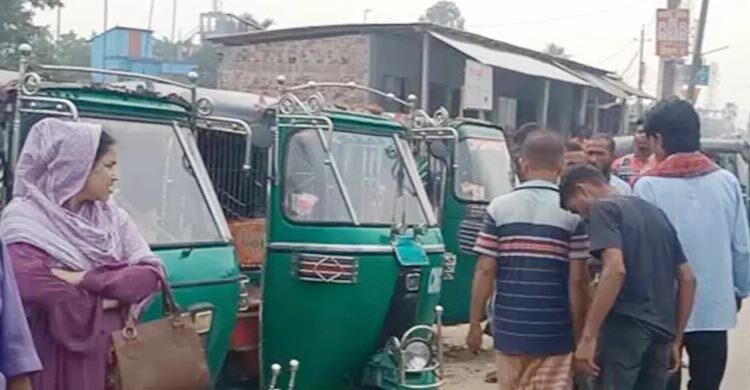 শেরপুরে ১৫০ টাকার সিএনজি ভাড়া বেড়ে ৩০০