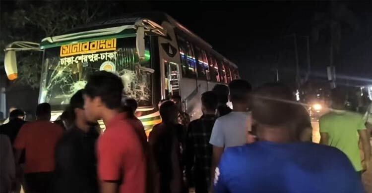 শেরপুরে বাসচাপায় নিহত ২