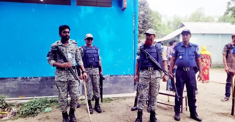 অনিয়মের অভিযোগ তুলে জামায়াতের ভোট বর্জন