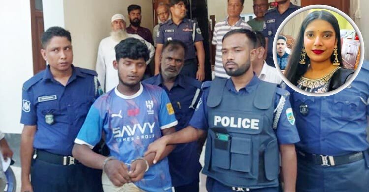 আতঙ্কে বাস থেকে লাফিয়ে পড়ে বিশ্ববিদ্যালয় শিক্ষার্থীর মৃত্যু