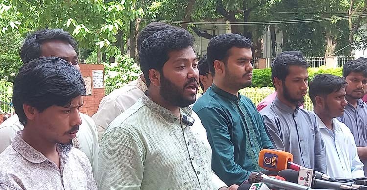 চবি শিক্ষার্থীদের ওপর হামলা, ১৪৪ জারি রাখাসহ ৪ দাবি শিবিরের