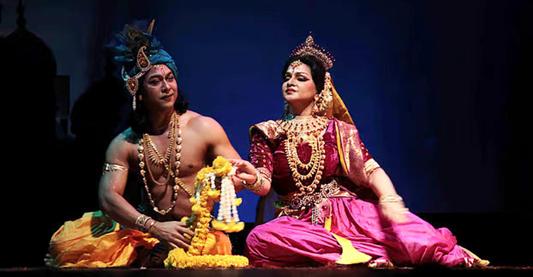 অনেকের বদ্ধমূল ধারণা, আমরা স্বামী-স্ত্রী