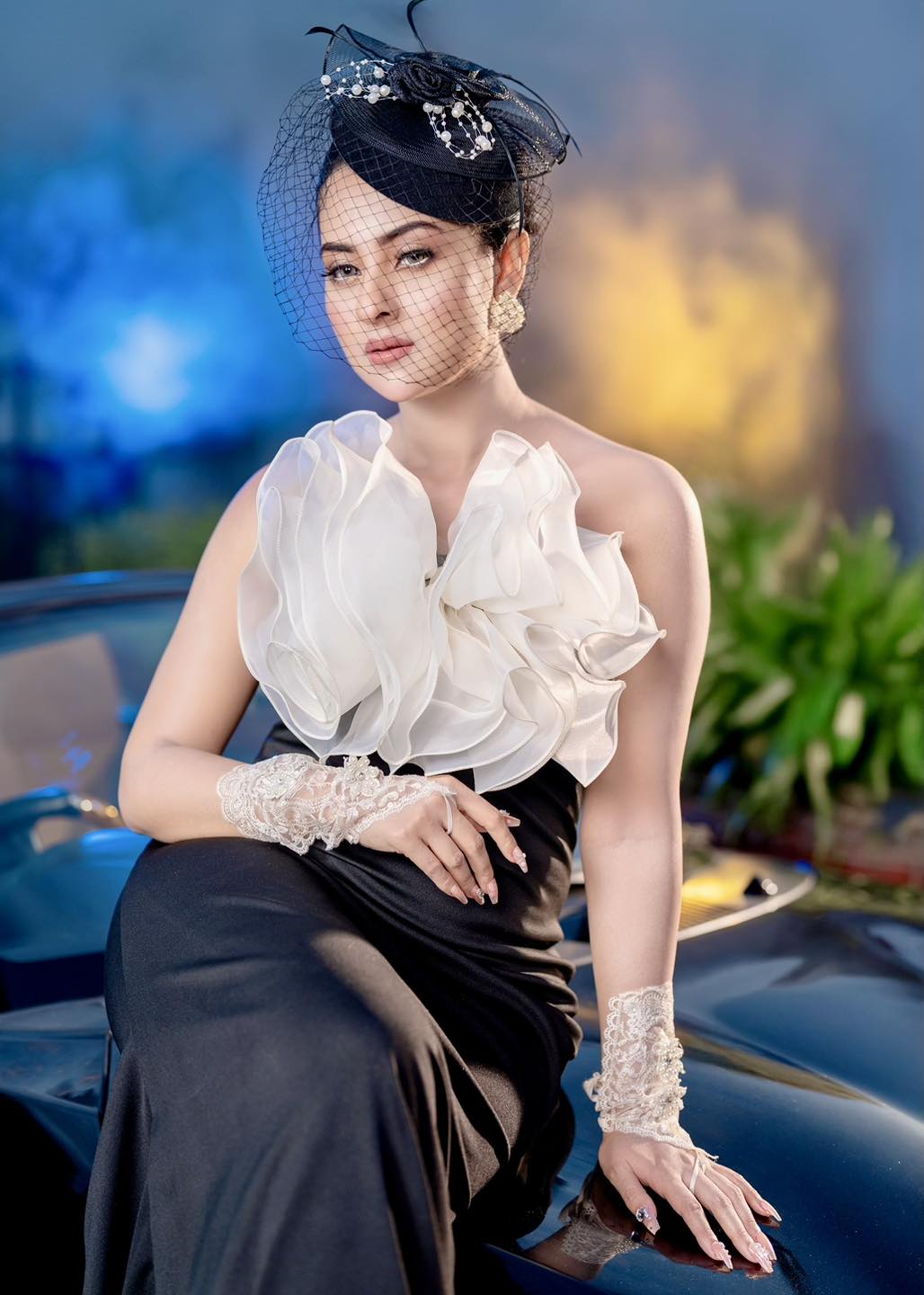 ভিনটেজ ওয়েস্টার্ন রূপে মোহময়ী বুবলী