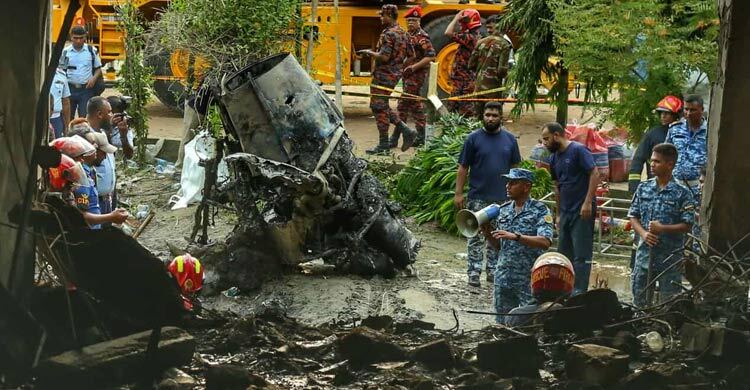 উত্তরায় বিমান দুর্ঘটনায় উপদেষ্টাদের শোক