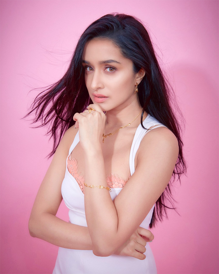 ‘স্ত্রী ২’ সিনেমার সাফল্যে পর কত পারিশ্রমিক চাইছেন শ্রদ্ধা