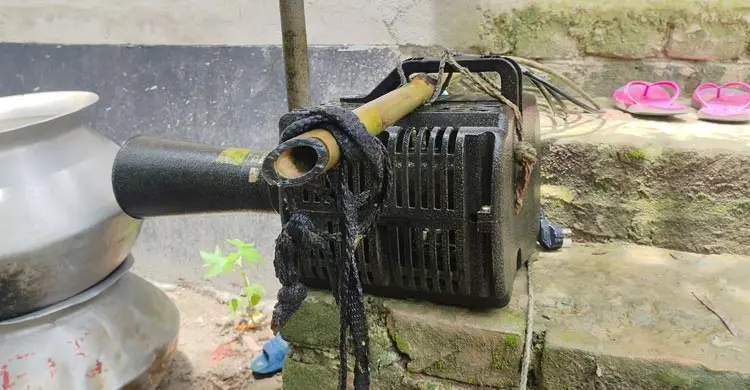 সৌরশক্তিনির্ভর আধুনিক প্রযুক্তি ব্যবহারে মাছের উৎপাদন বাড়ছে