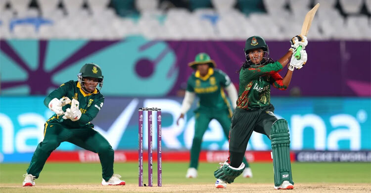 দক্ষিণ আফ্রিকাকে ২৩৩ রানের লক্ষ্য দিলো বাংলাদেশ