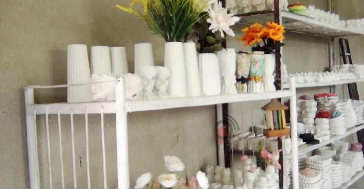 শখের বশে শোপিস তৈরি, মাসে আয় লাখ টাকা