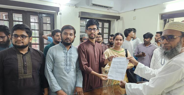 রাকসুর ভোটকেন্দ্র সিসি ক্যামেরার আওতায় আনাসহ ৭ দফা দাবি শিবিরের