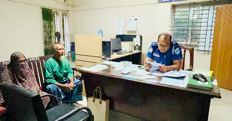 সেই এসআইয়ের বিরুদ্ধে ভুক্তভোগী পরিবারের অভিযোগ