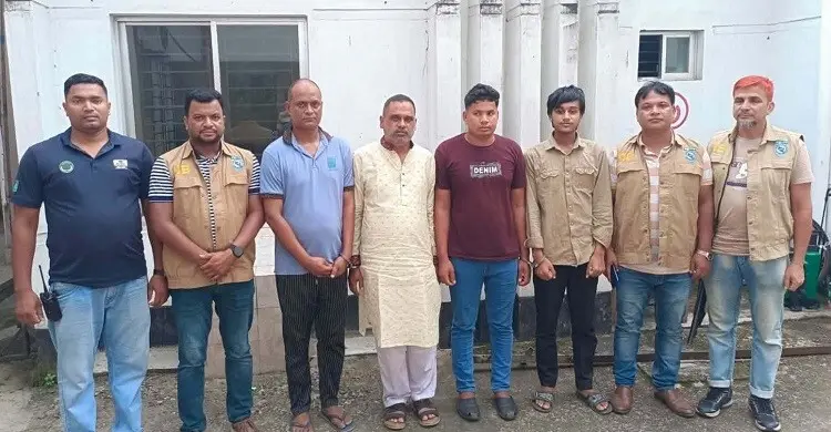 রংপুরে পুলিশের এএসআই নিয়োগ পরীক্ষায় ভুয়া পরীক্ষার্থীসহ আটক ৪