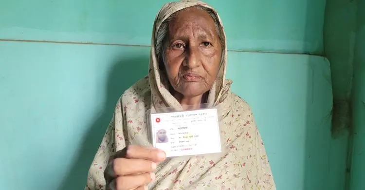 জাতীয় পরিচয়পত্র পেলেন সেই জনমদুখী আনোয়ারা