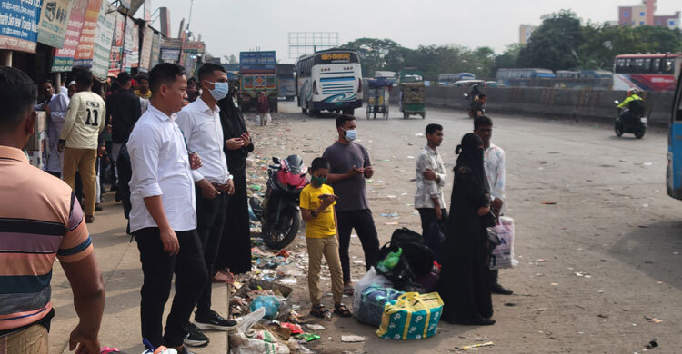 ঢাকা-চট্টগ্রাম মহাসড়ক: যাত্রীর চাপ কম, অতিরিক্ত ভাড়া আদায়ের অভিযোগ