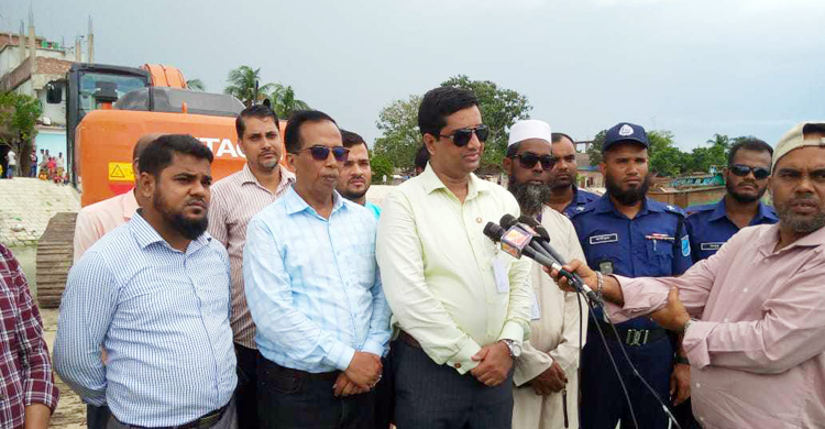 সিদ্ধিরগঞ্জে ২৭ অবৈধ স্থাপনা উচ্ছেদ