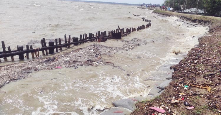 ১৮ বছর পরও একই ভয়, অরক্ষিত উপকূল