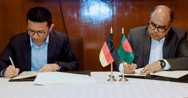 German co to set up solar panel manufacturing hub in Bangladesh