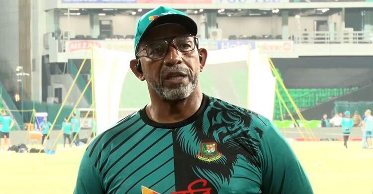 নেই মোস্তাফিজ-তাসকিন, শন টেইটকে পেয়ে তরুণ পেসারে ভরসা সিমন্সের