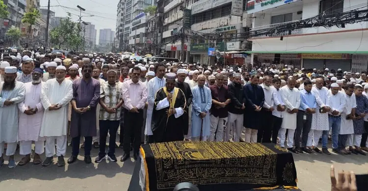 নয়াপল্টনে সাবেক স্বাস্থ্য প্রতিমন্ত্রী সিনহার জানাজা অনুষ্ঠিত
