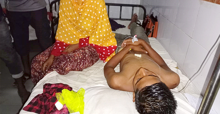 চালককে চেতনানাশক খাইয়ে অটোরিকশা ছিনতাই