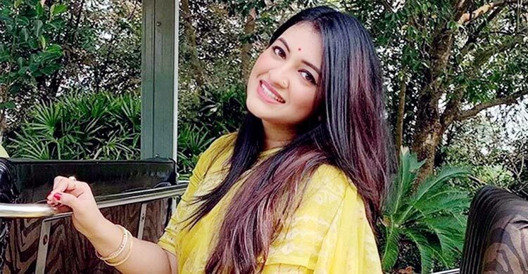 হার না মানা শিল্পী সিঁথি সাহা