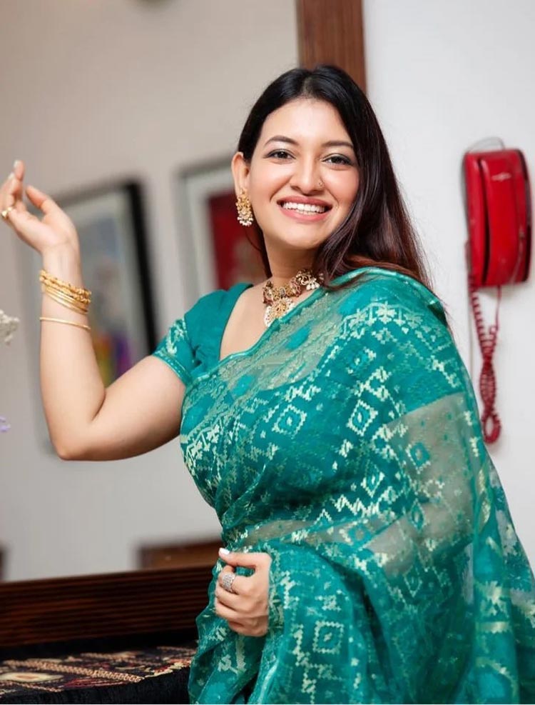 হার না মানা শিল্পী সিঁথি সাহা