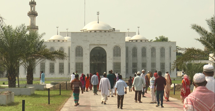 নিজের তৈরি কবরে দাফন করা হলো না আবুল হোসেনকে